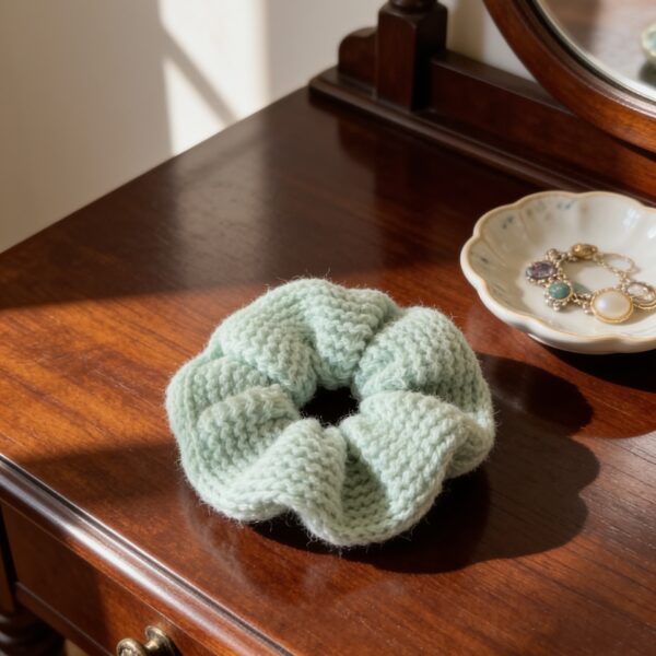 Made by Tania - Natural Fibre Scrunchie