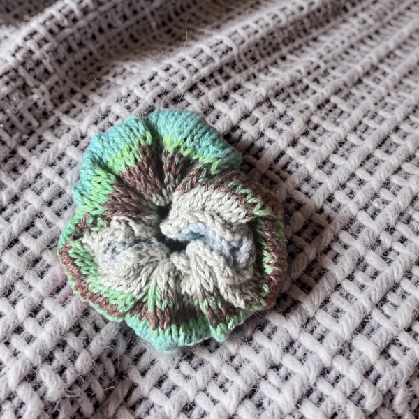 Made by Tania - Natural Fibre Scrunchie