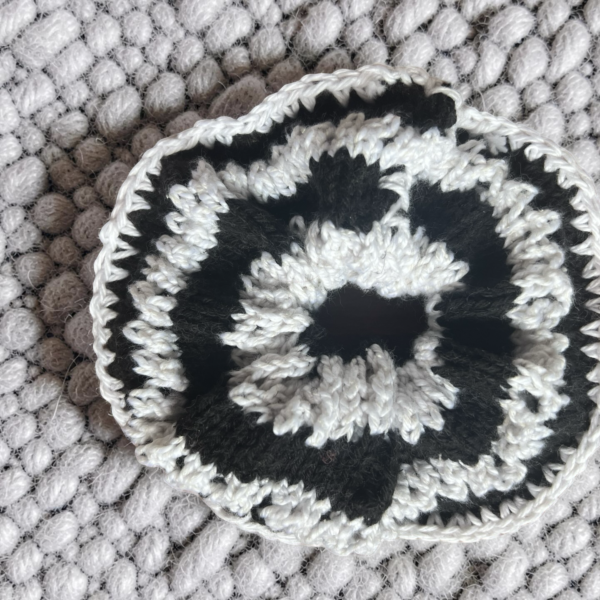 Made by Tania - Natural Fibre Scrunchie