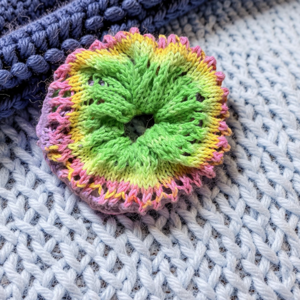 Made by Tania - Natural Fibre Scrunchie